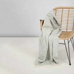 Eagle Decke, Lammwolle, Silbergrau Meliert