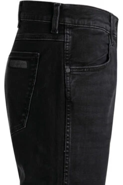 Wrangler Jeans Greensboro, Regular Straight, Baumwoll-Stretch 13oz, Schwarz -Maenner Mode Haus  371948 norm3
